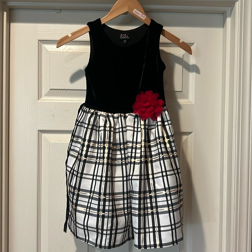 Girls dress